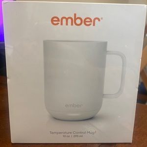 Ember Temperature Control Smart Mug NWT in box and wrapper